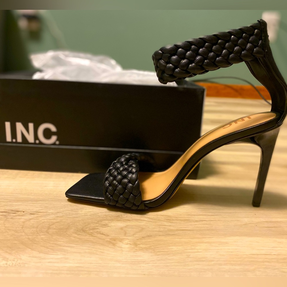 Women’s Black Dress Heels